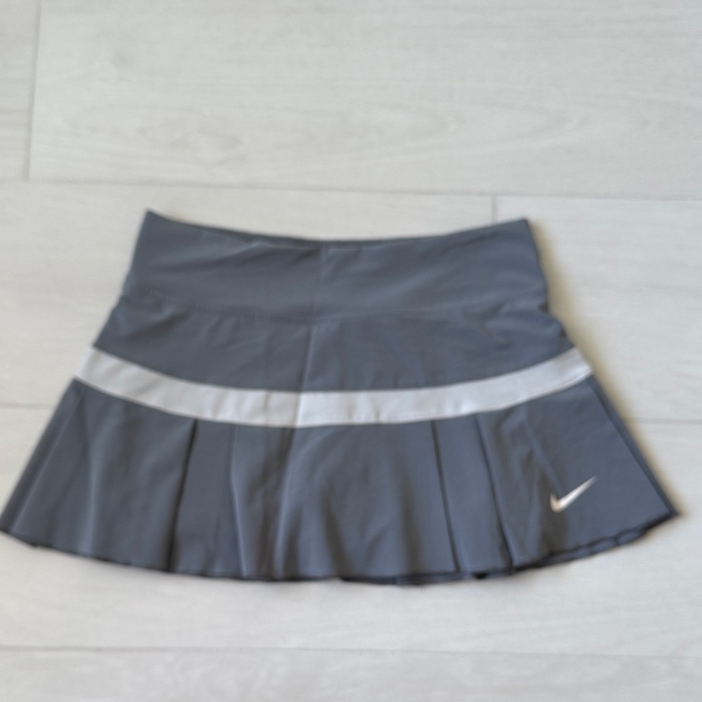 Nike Women's Skort in Gray and White